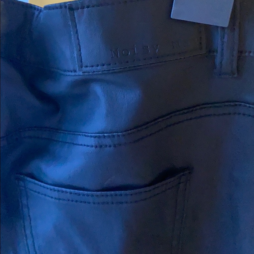 Coated Black Pants - Picture 3 of 4